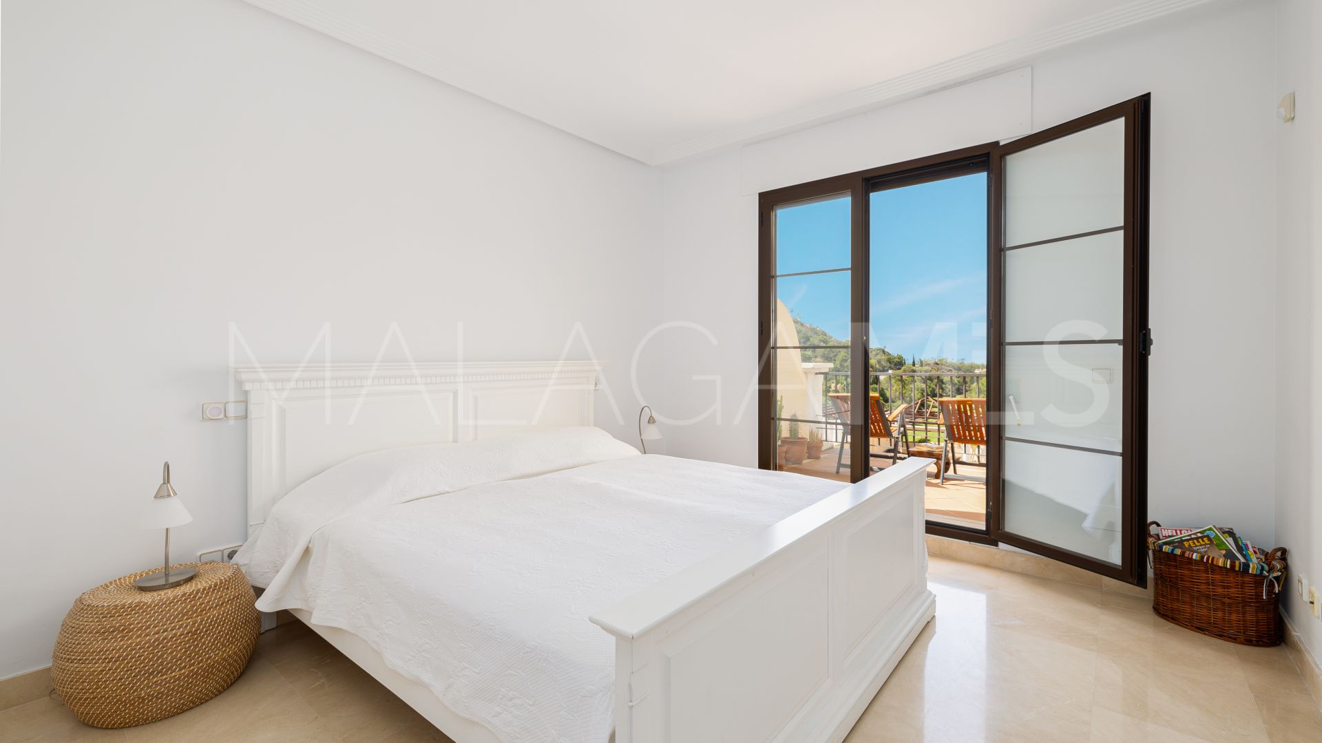 For sale 3 bedrooms apartment in Los Arqueros