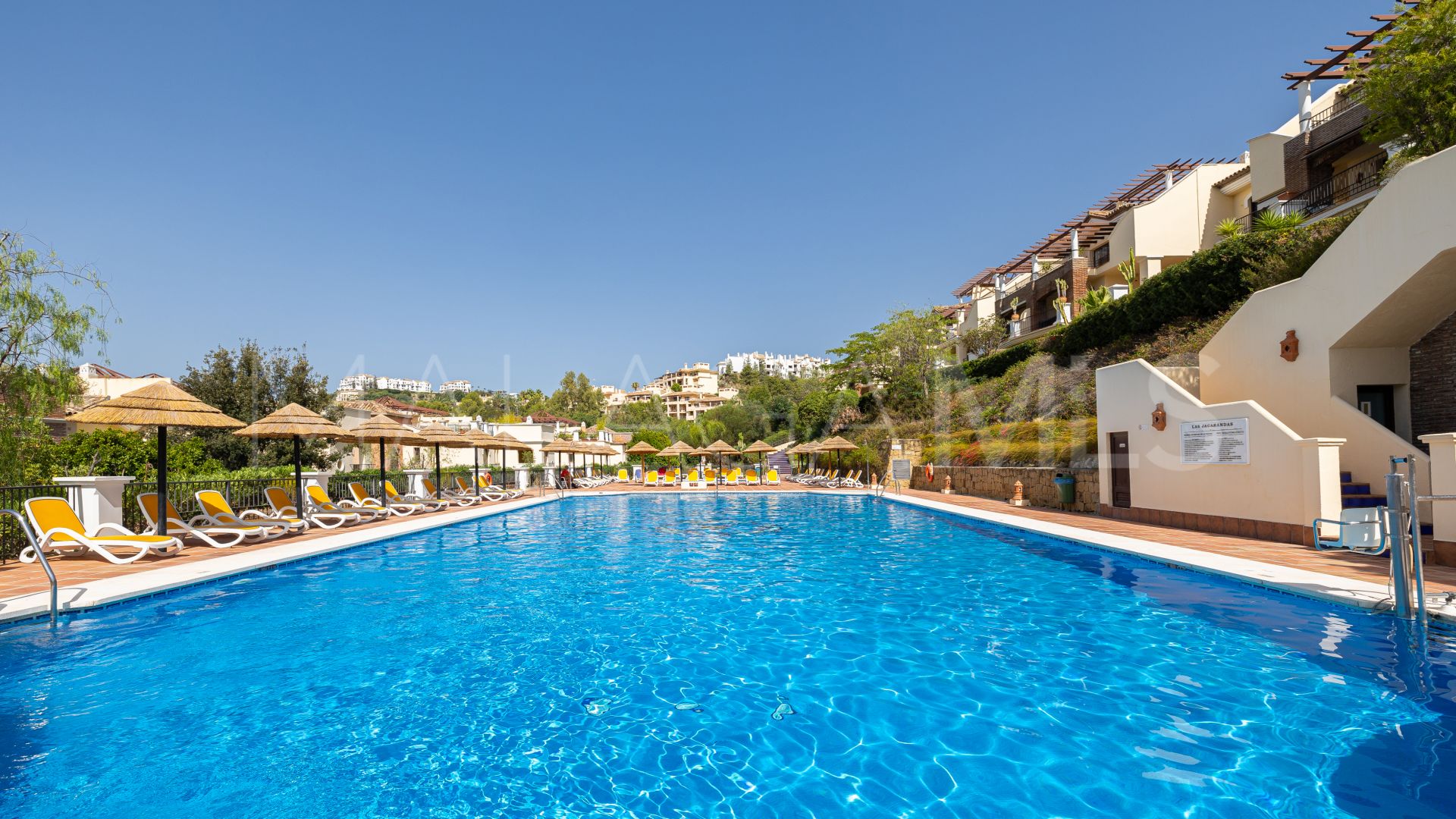 For sale 3 bedrooms apartment in Los Arqueros