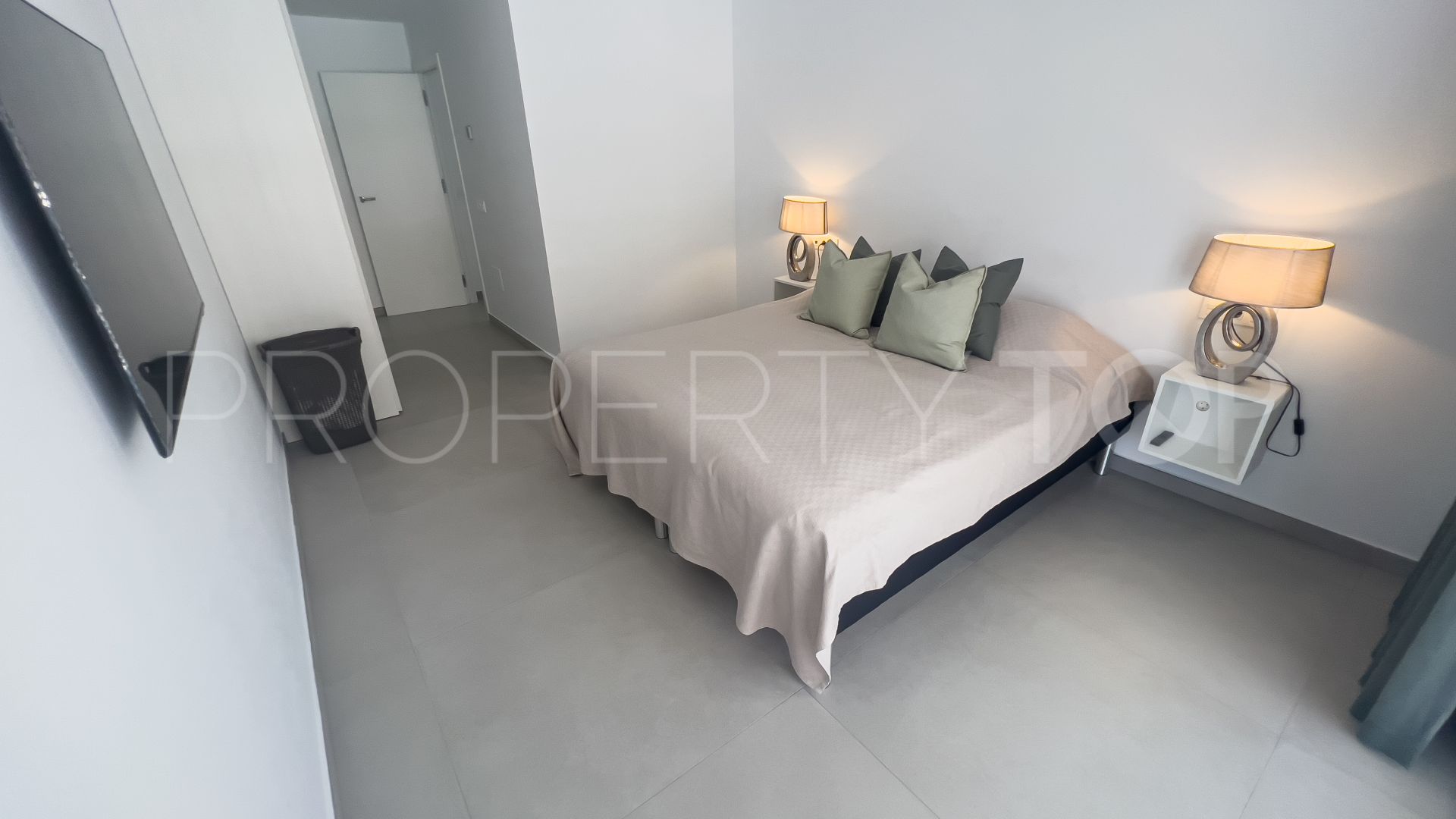 Atico duplex en venta en Benalmadena con 4 dormitorios