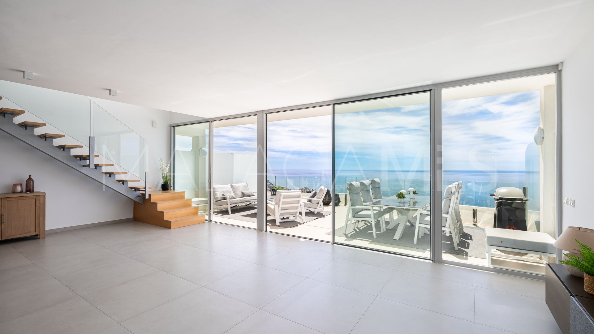 Duplex penthouse for sale in Benalmadena