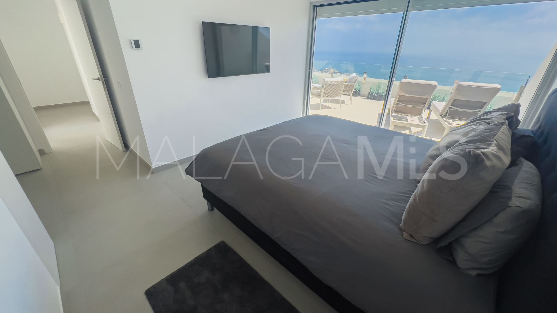 Duplex penthouse for sale in Benalmadena