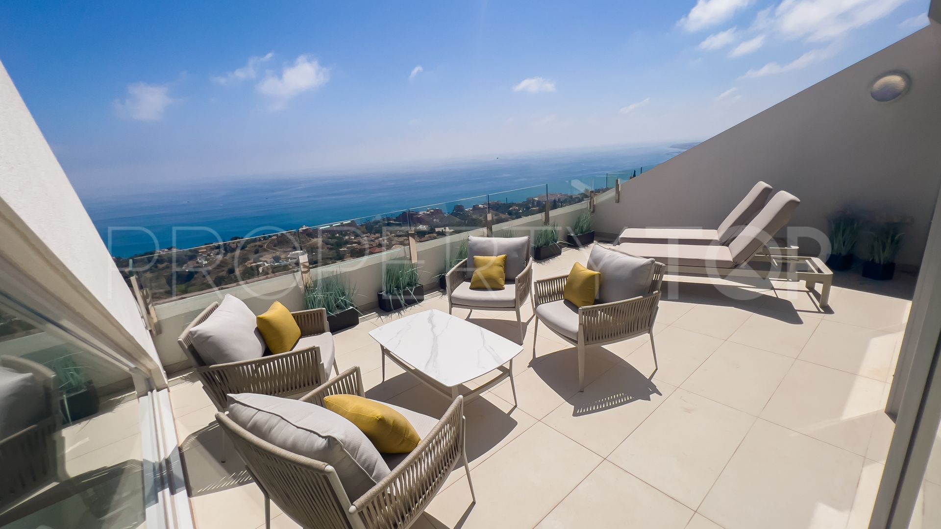 For sale Benalmadena 4 bedrooms duplex penthouse