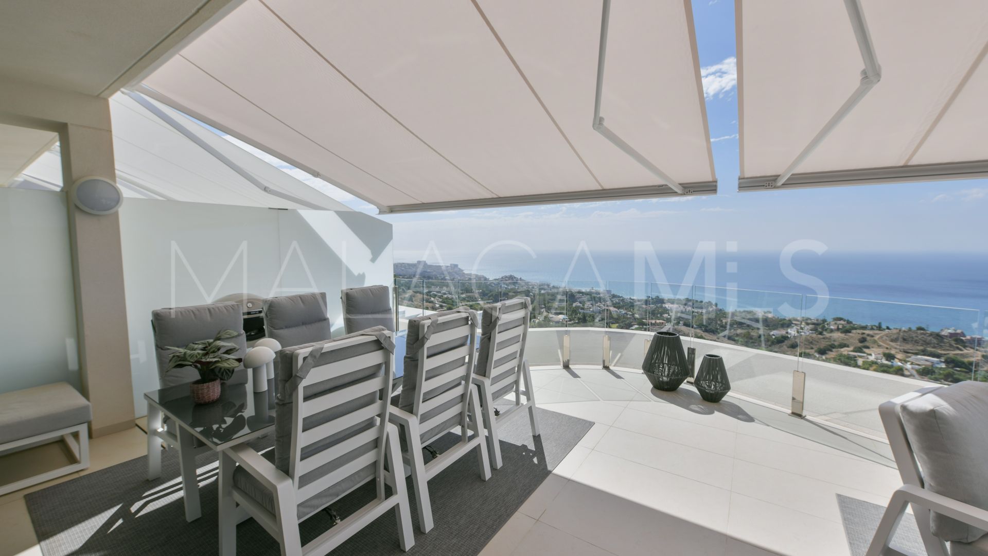 Duplex penthouse for sale in Benalmadena