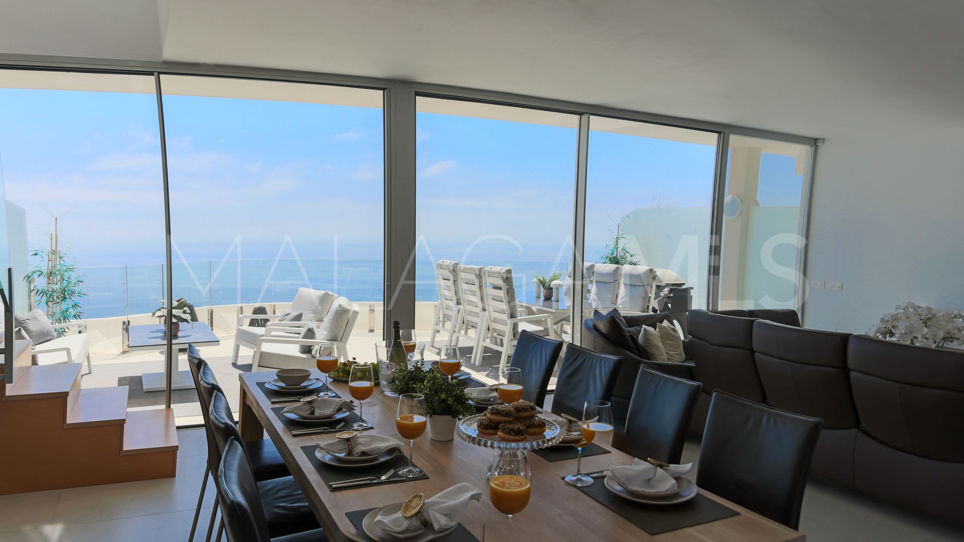 Duplex penthouse for sale in Benalmadena