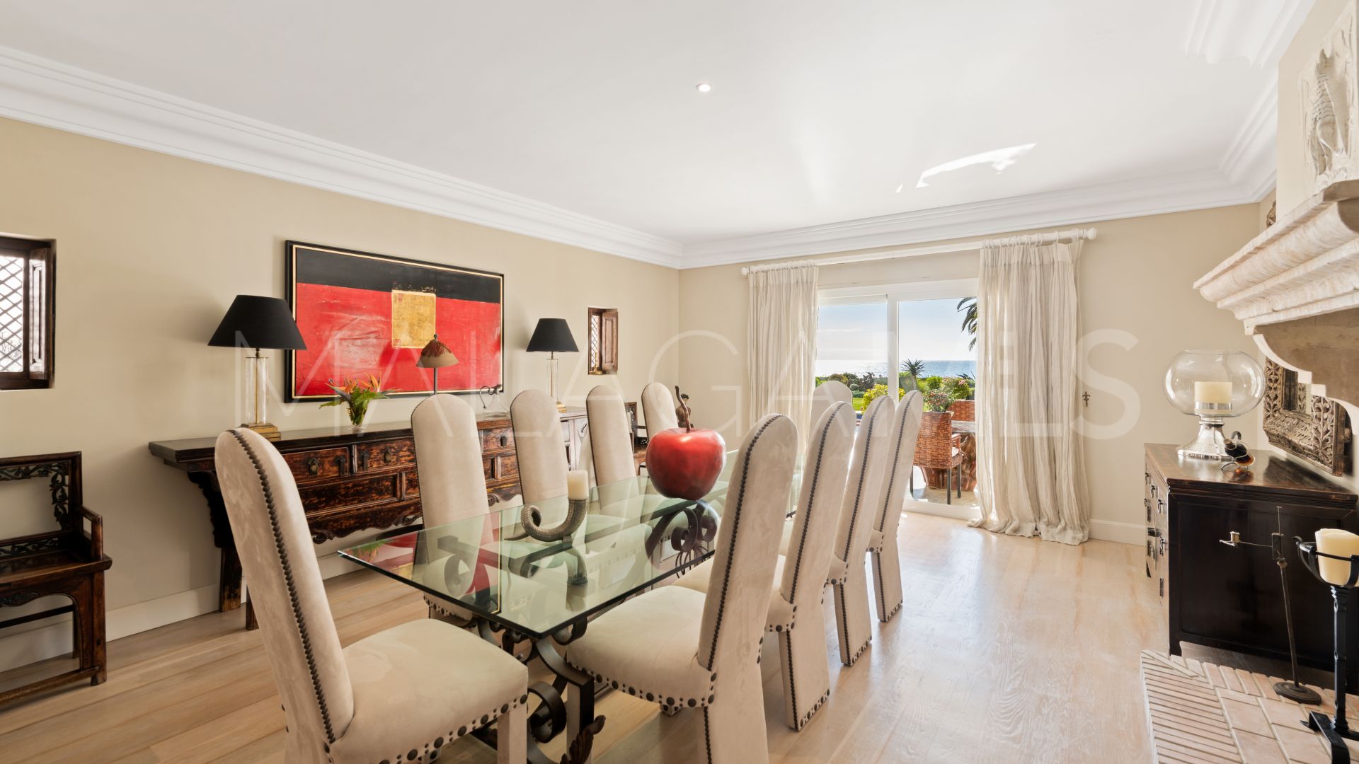 Villa for sale in Los Monteros Playa