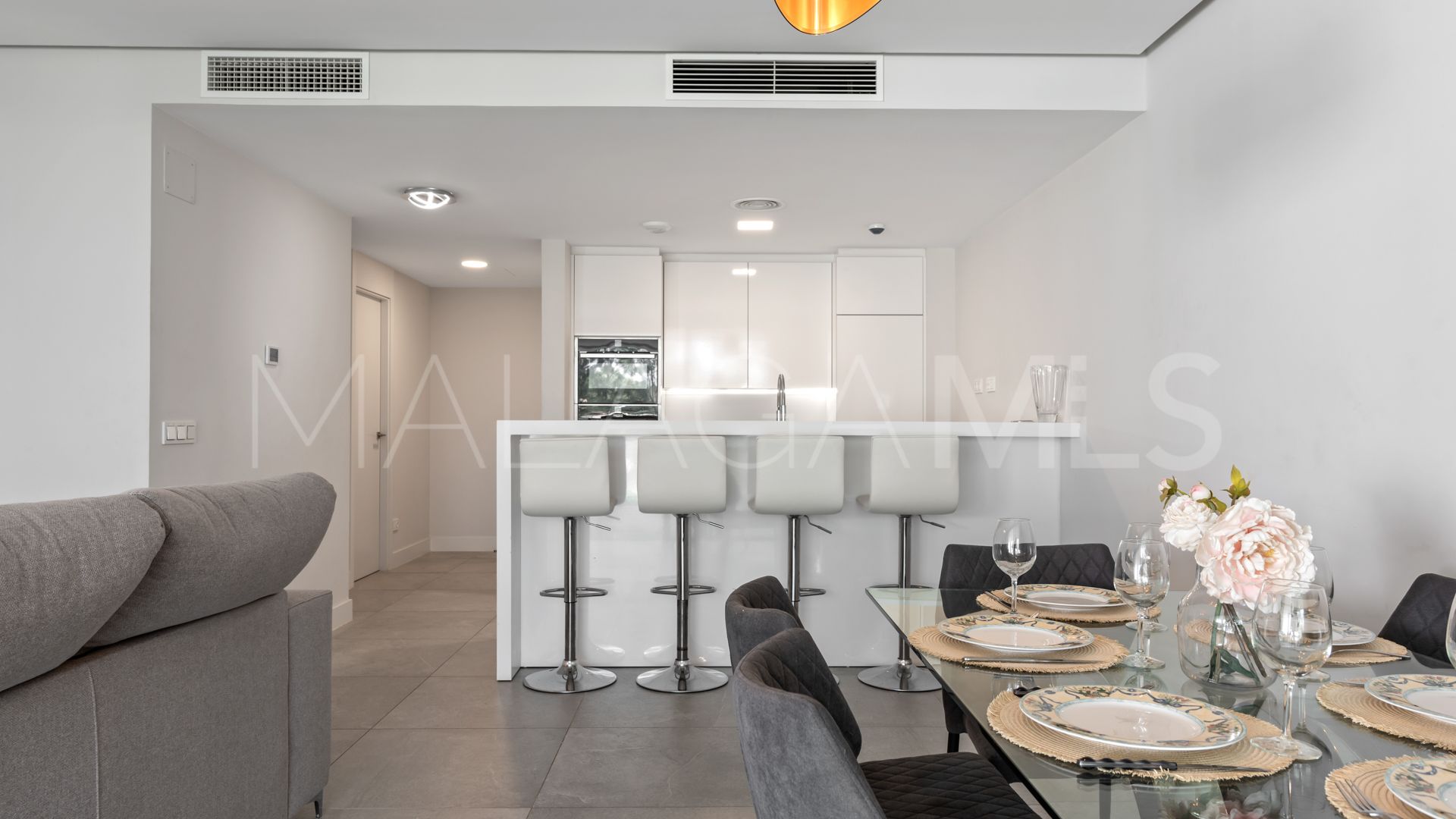Apartamento with 3 bedrooms a la venta in Cabopino