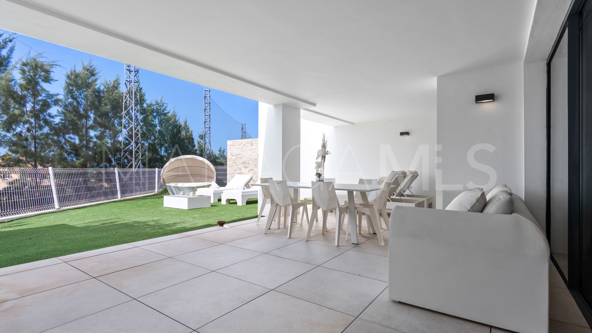 Apartamento with 3 bedrooms a la venta in Cabopino