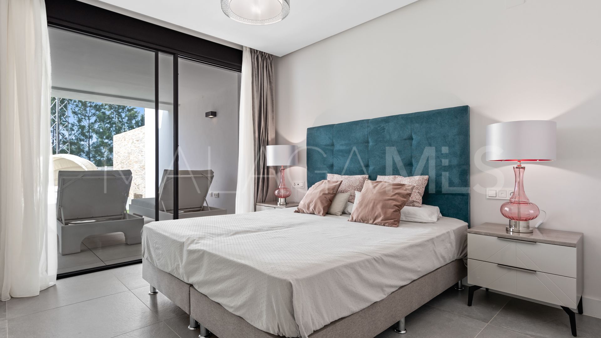 Apartamento with 3 bedrooms a la venta in Cabopino
