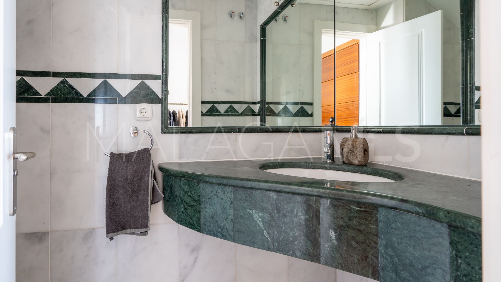 Tvåvånings takvåning for sale in Calahonda