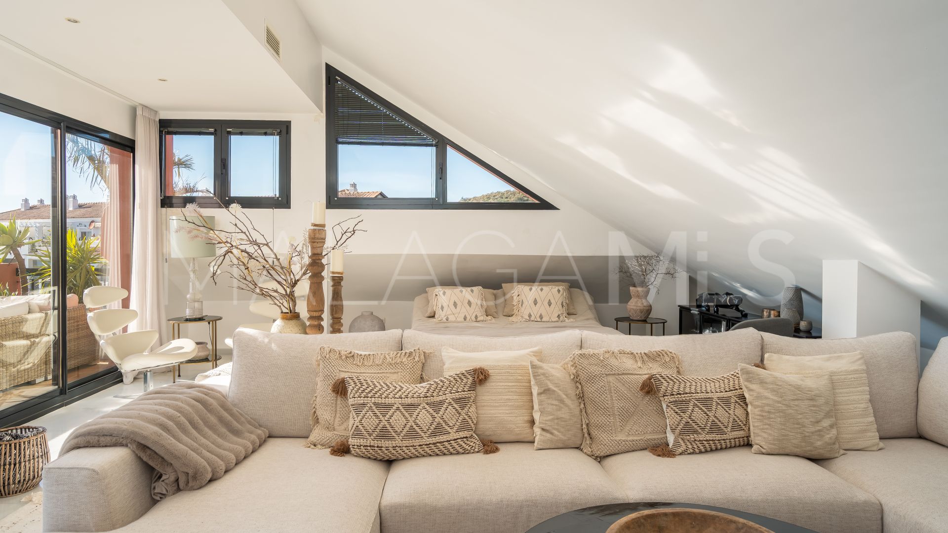 Tvåvånings takvåning for sale in Calahonda