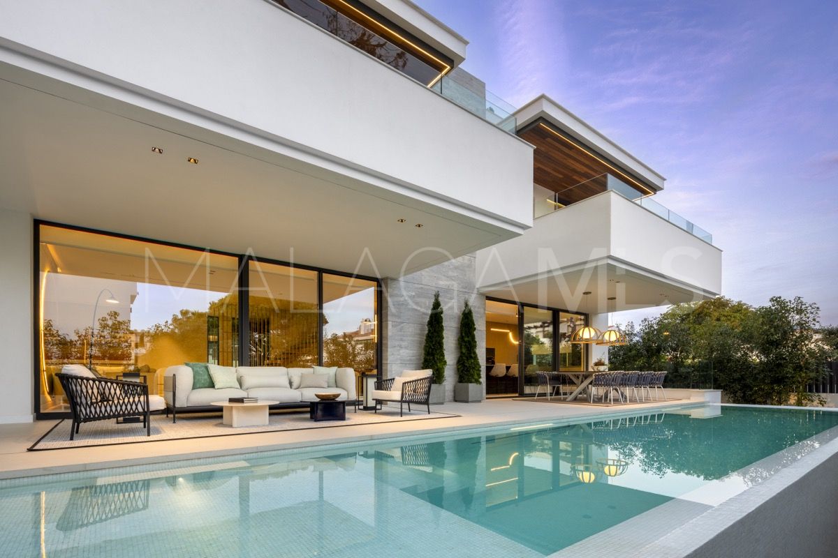 Villa for sale in San Pedro Playa