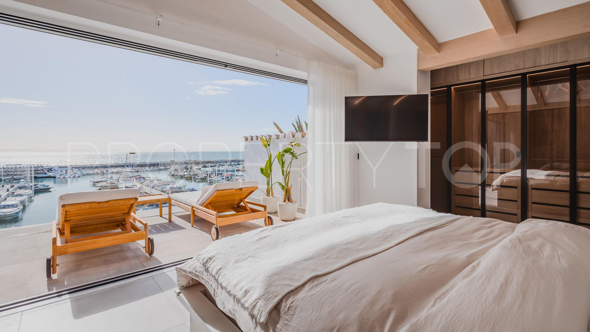 For sale 4 bedrooms duplex penthouse in Marbella - Puerto Banus