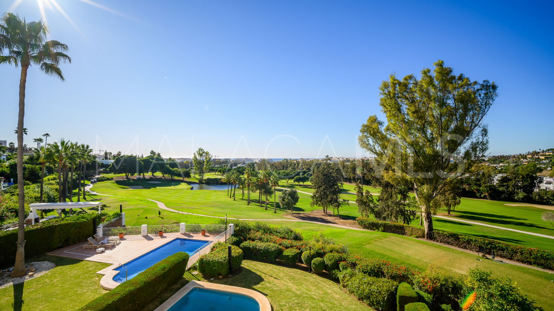 Se vende apartamento with 2 bedrooms in Los Naranjos Golf