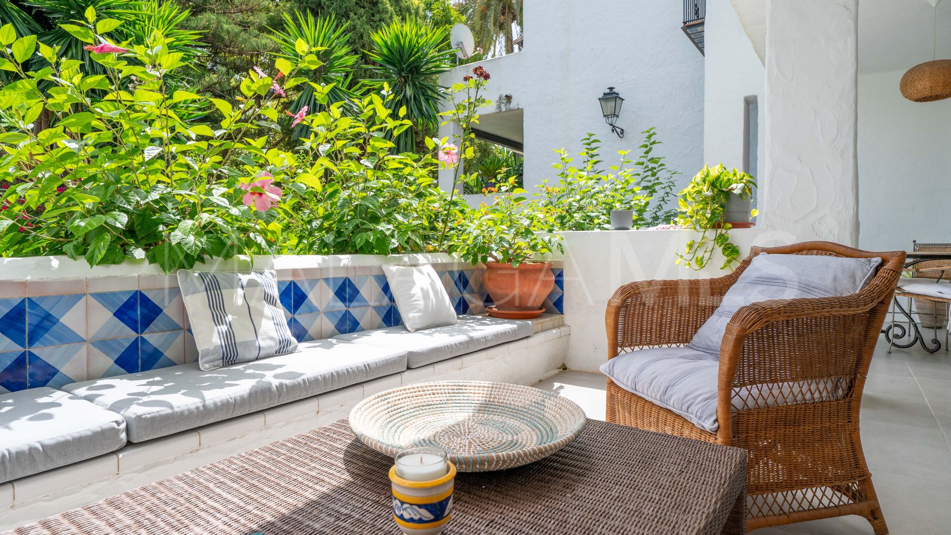 Buy apartamento planta baja de 2 bedrooms in Puente Romano II