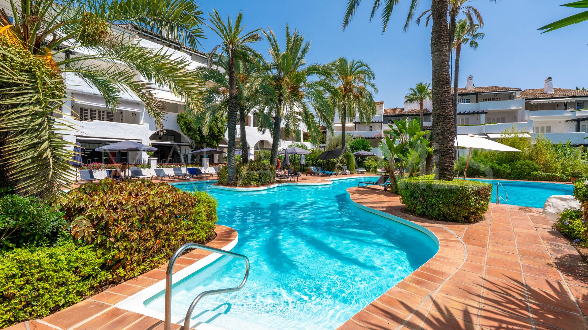 Buy apartamento planta baja de 2 bedrooms in Puente Romano II