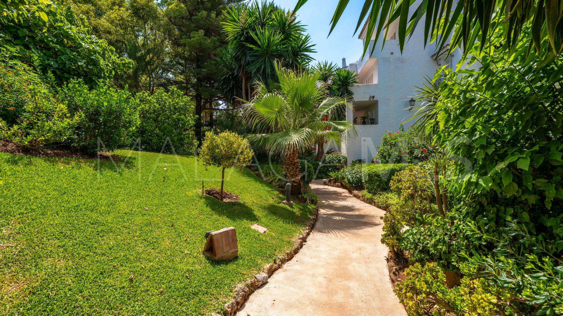 Buy apartamento planta baja de 2 bedrooms in Puente Romano II