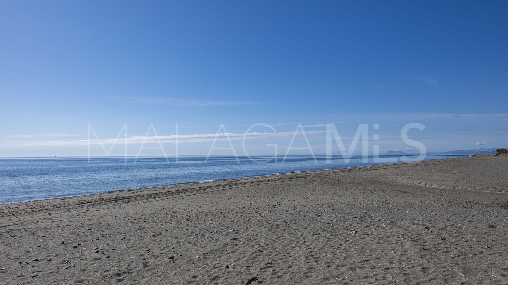 Duplex penthouse for sale in Bahía del Velerín