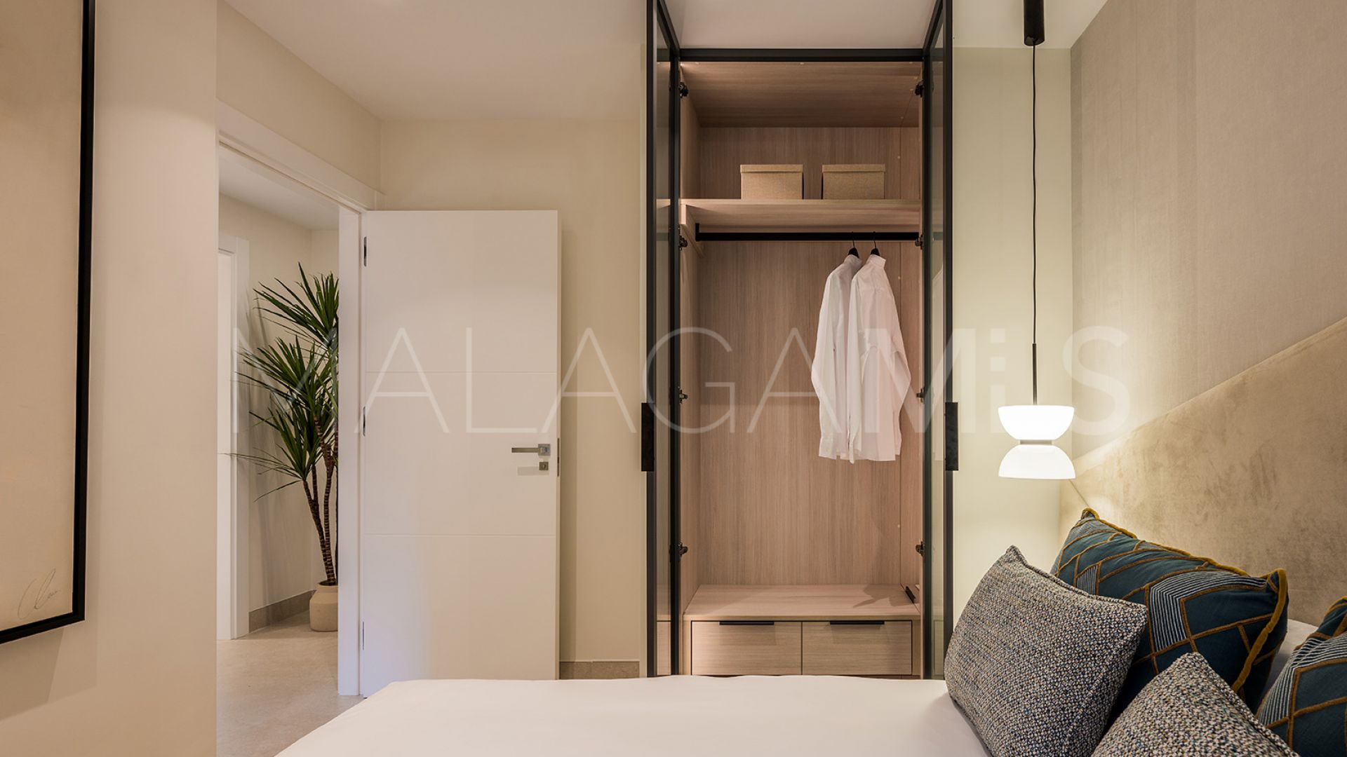Menara Beach ground floor apartment for sale