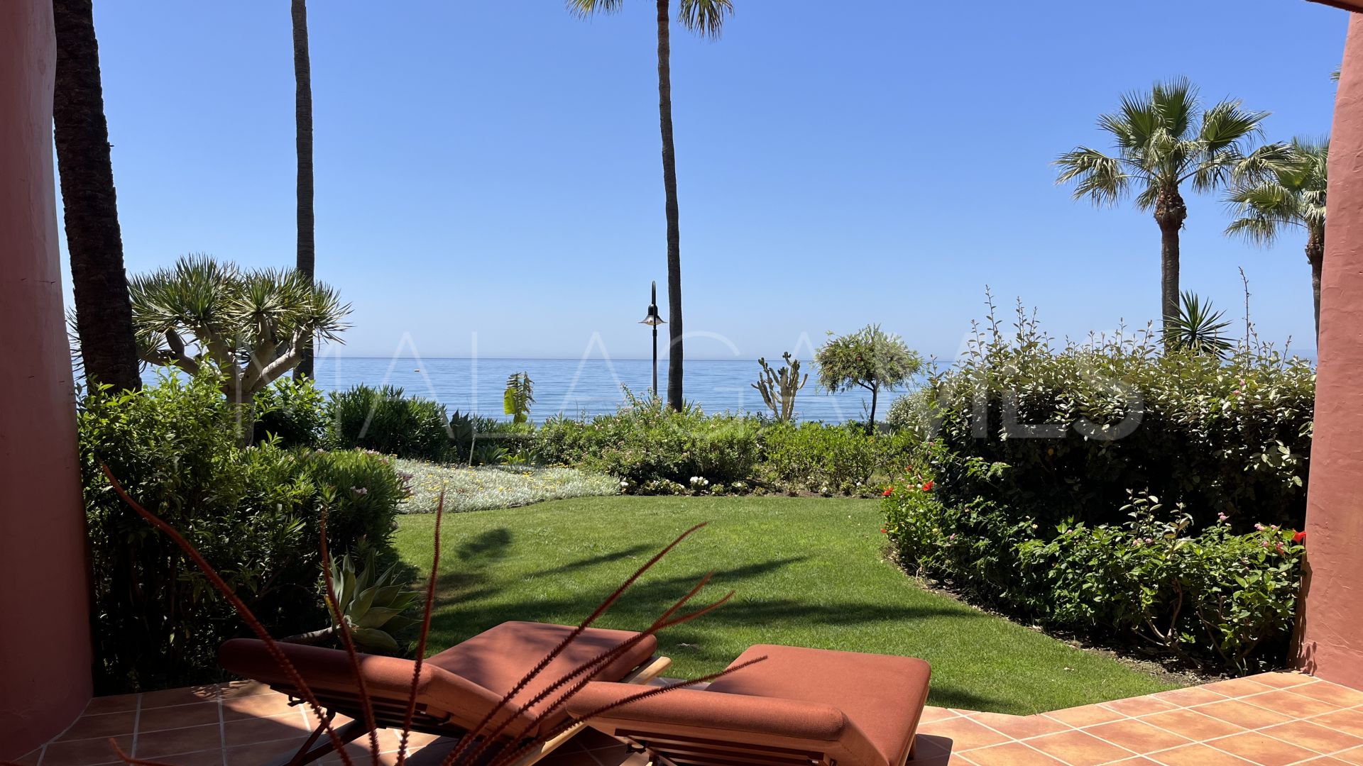 Menara Beach ground floor apartment for sale