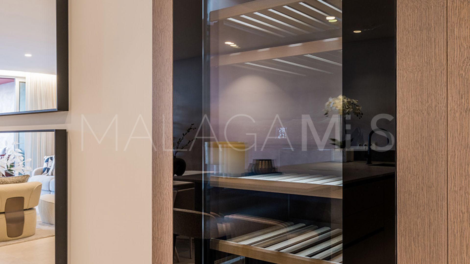 Menara Beach ground floor apartment for sale