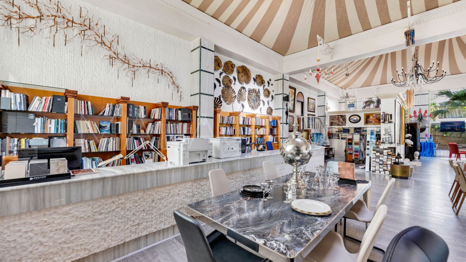 Immeuble for sale in Marbella - Puerto Banus