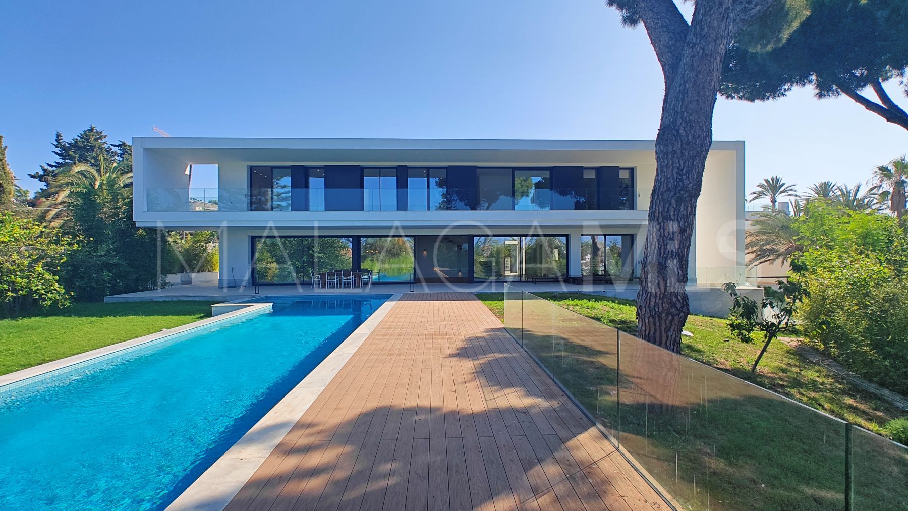 Marbesa, villa for sale