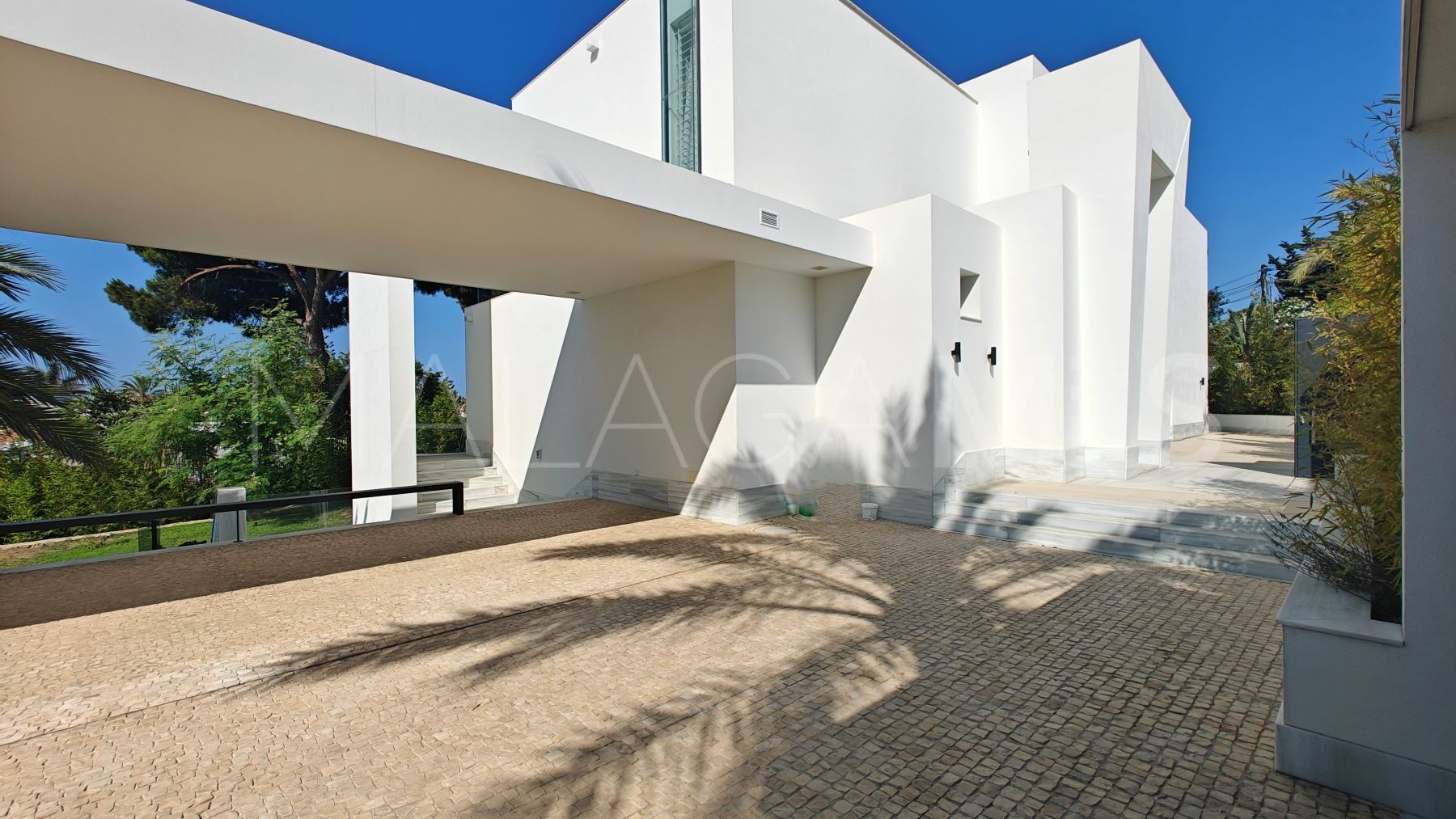 Villa for sale in Marbesa