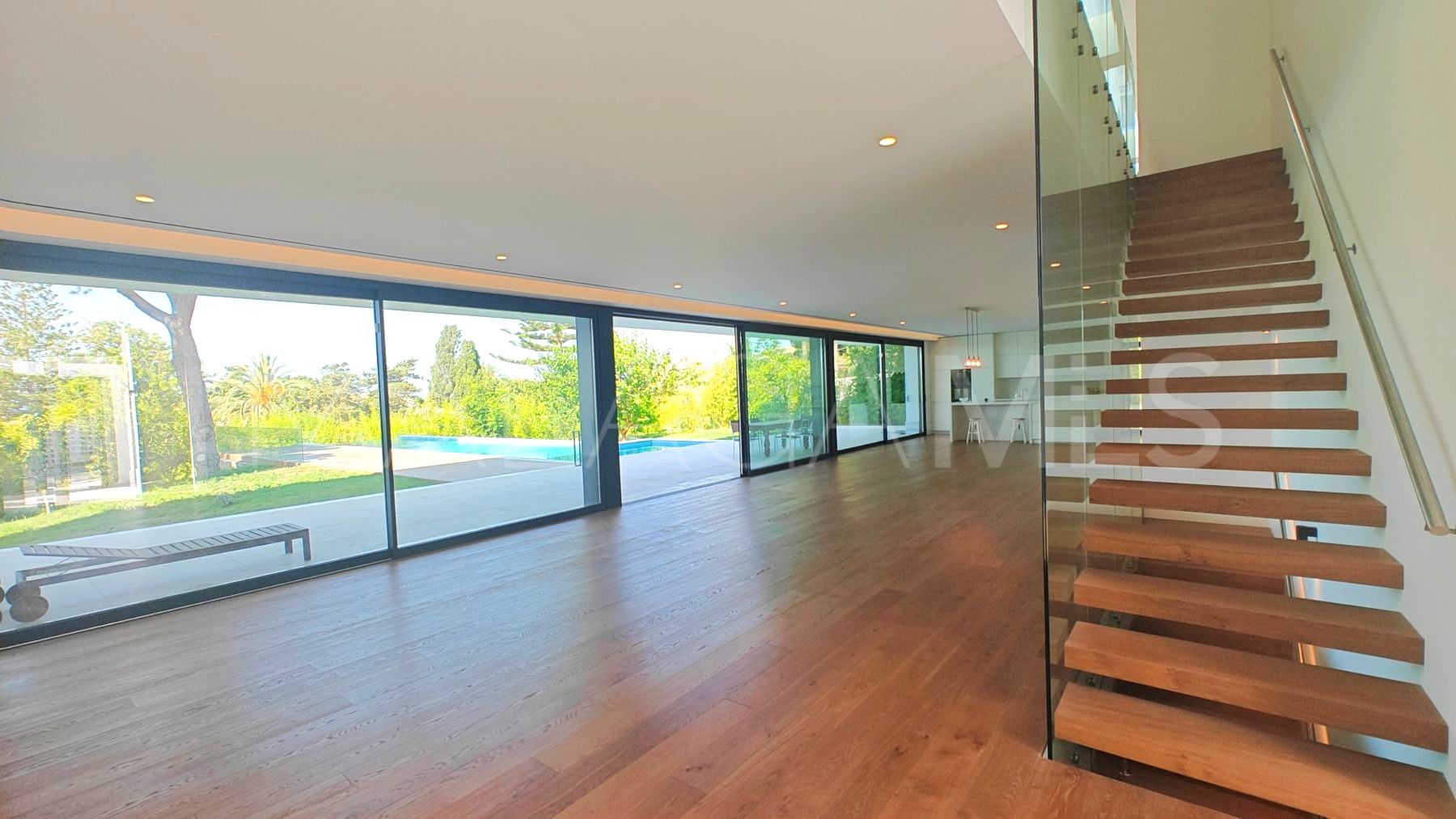 Villa for sale in Marbesa