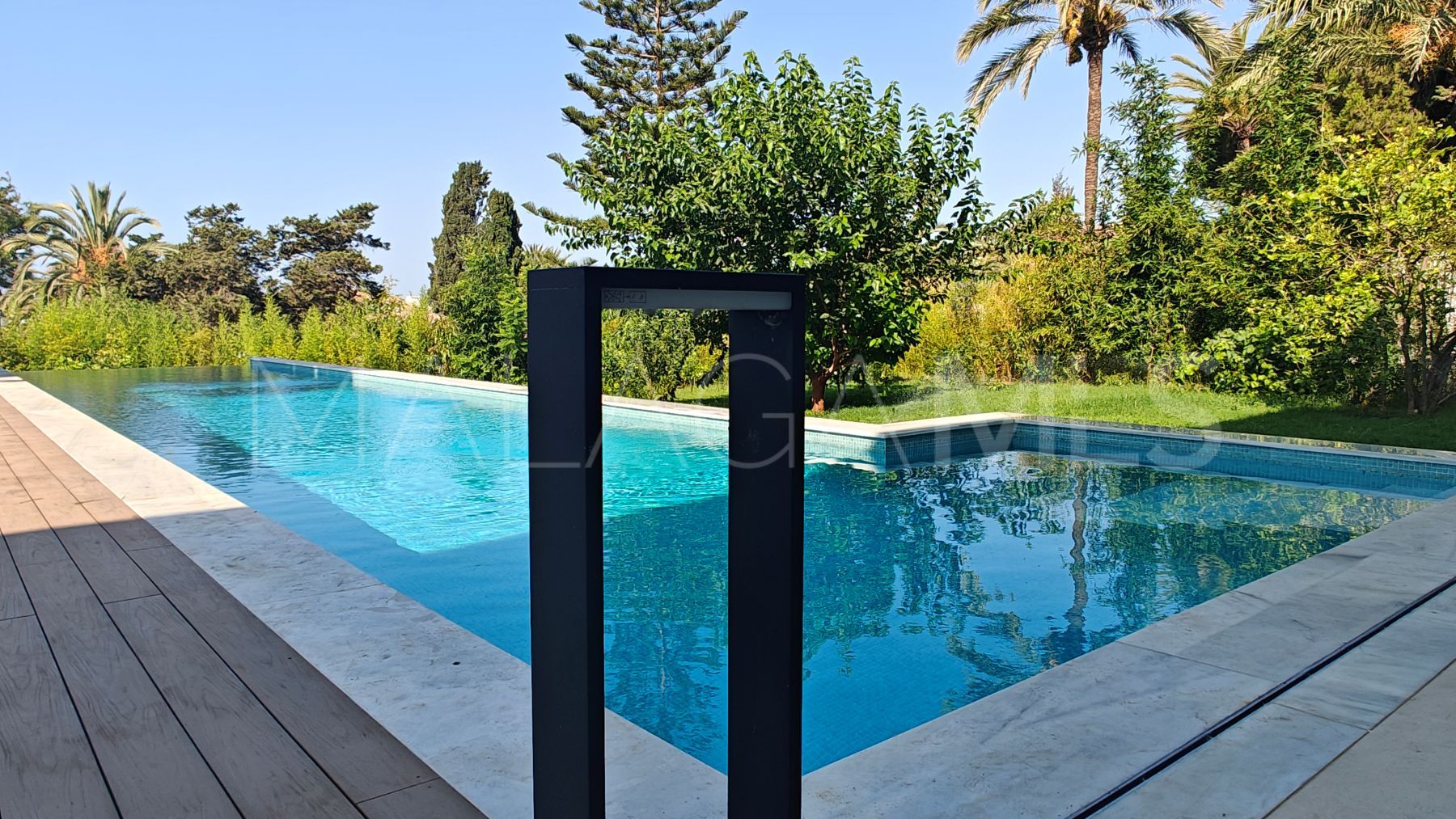 Villa for sale in Marbesa