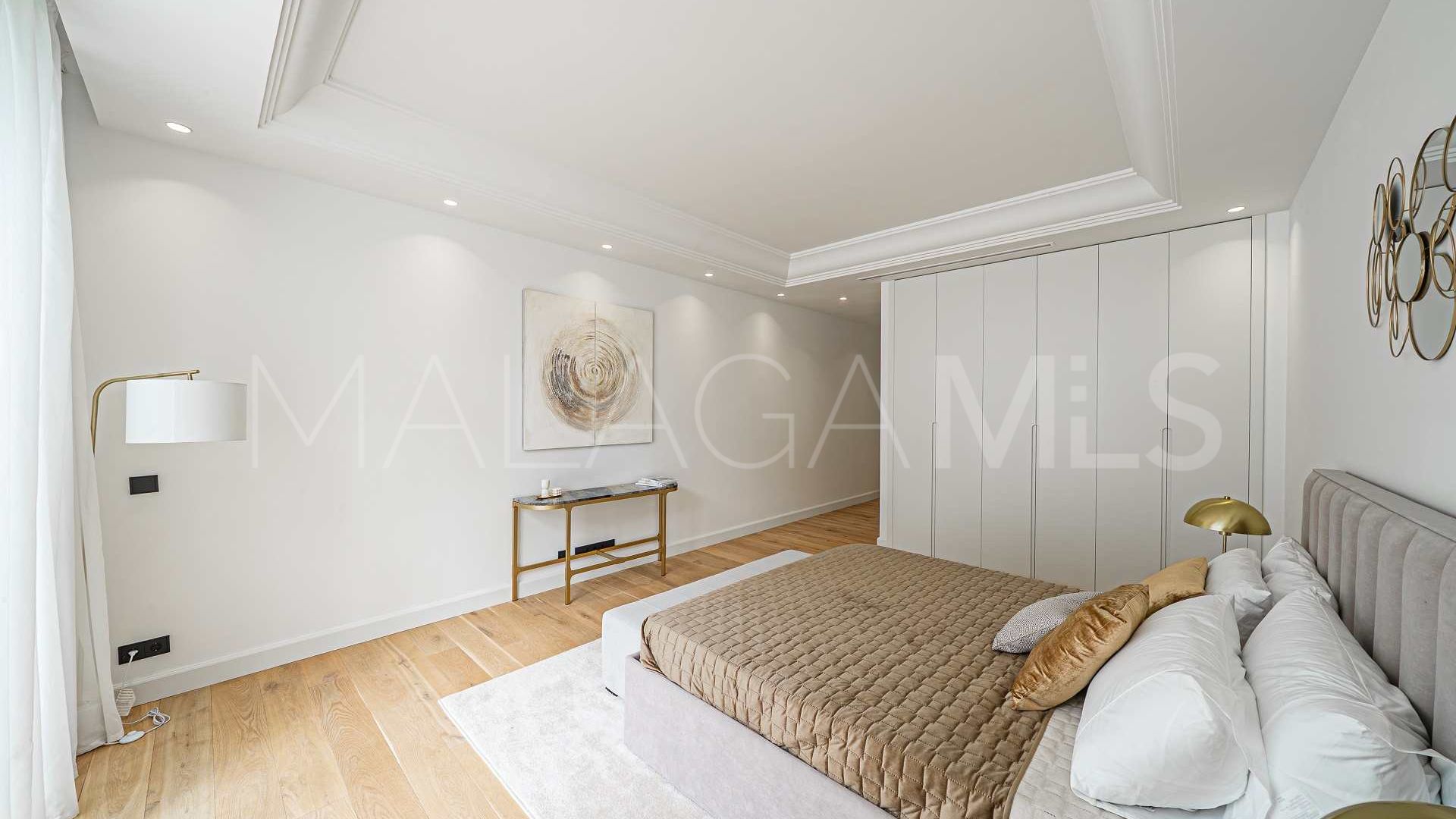 Villa for sale in Las Lomas del Marbella Club