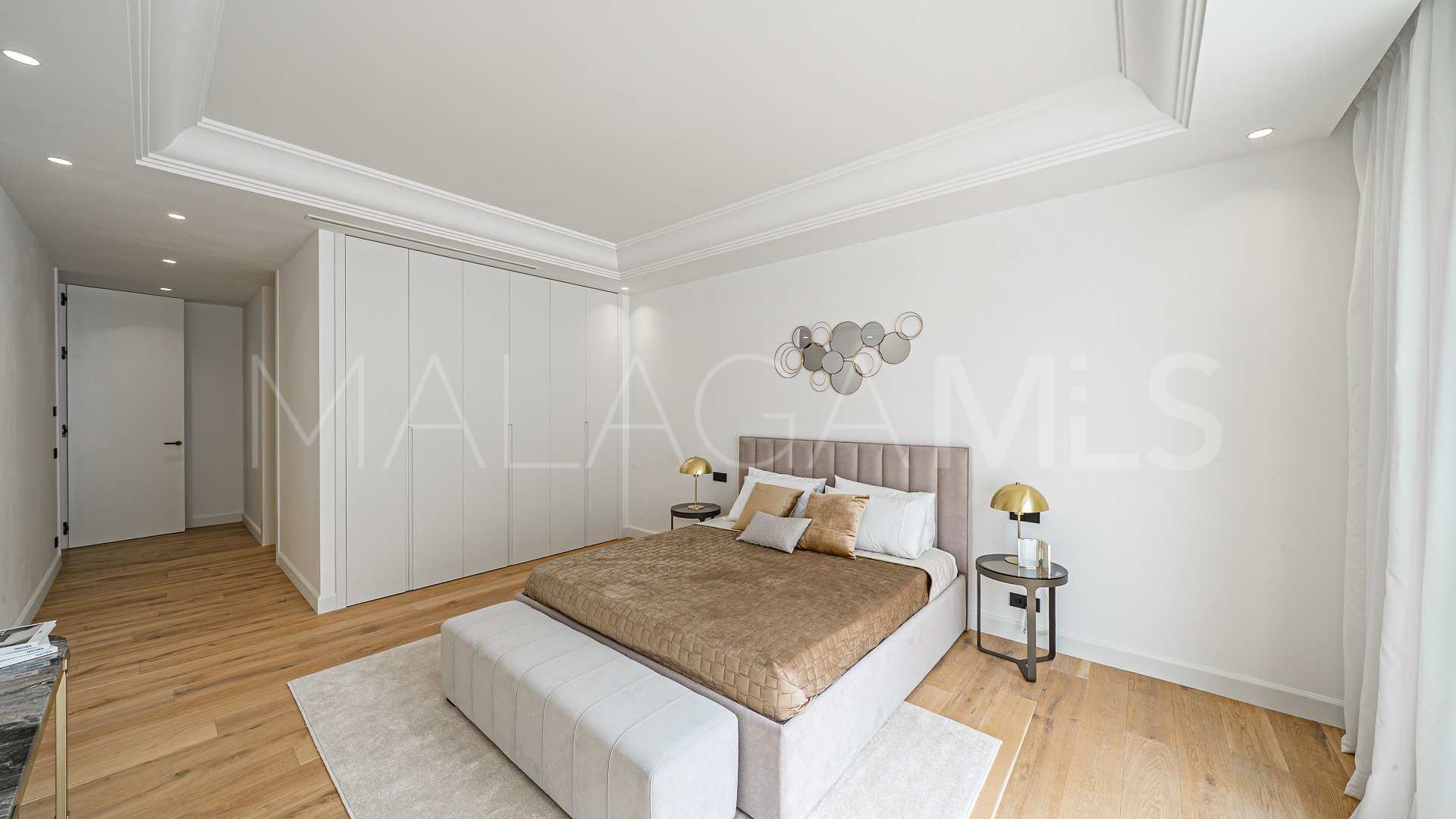 Villa for sale in Las Lomas del Marbella Club