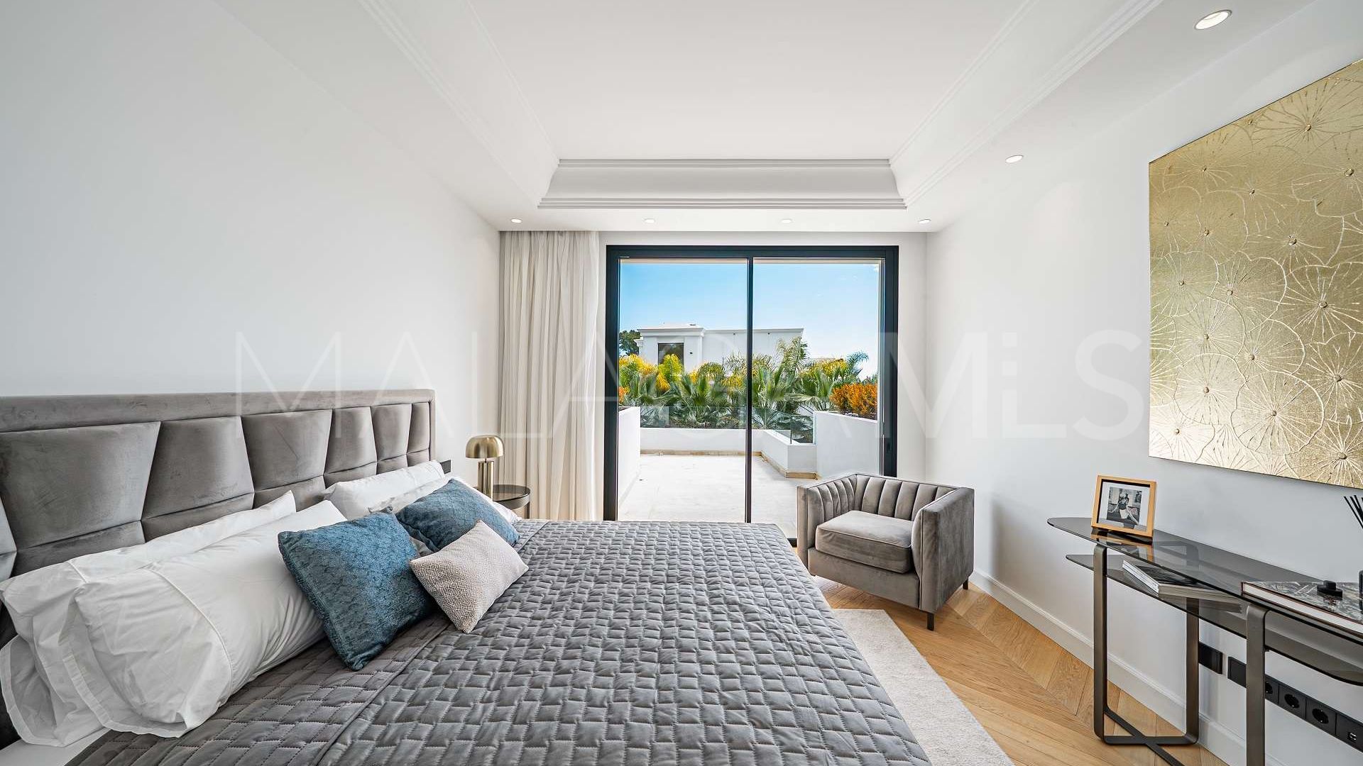 Villa for sale in Las Lomas del Marbella Club