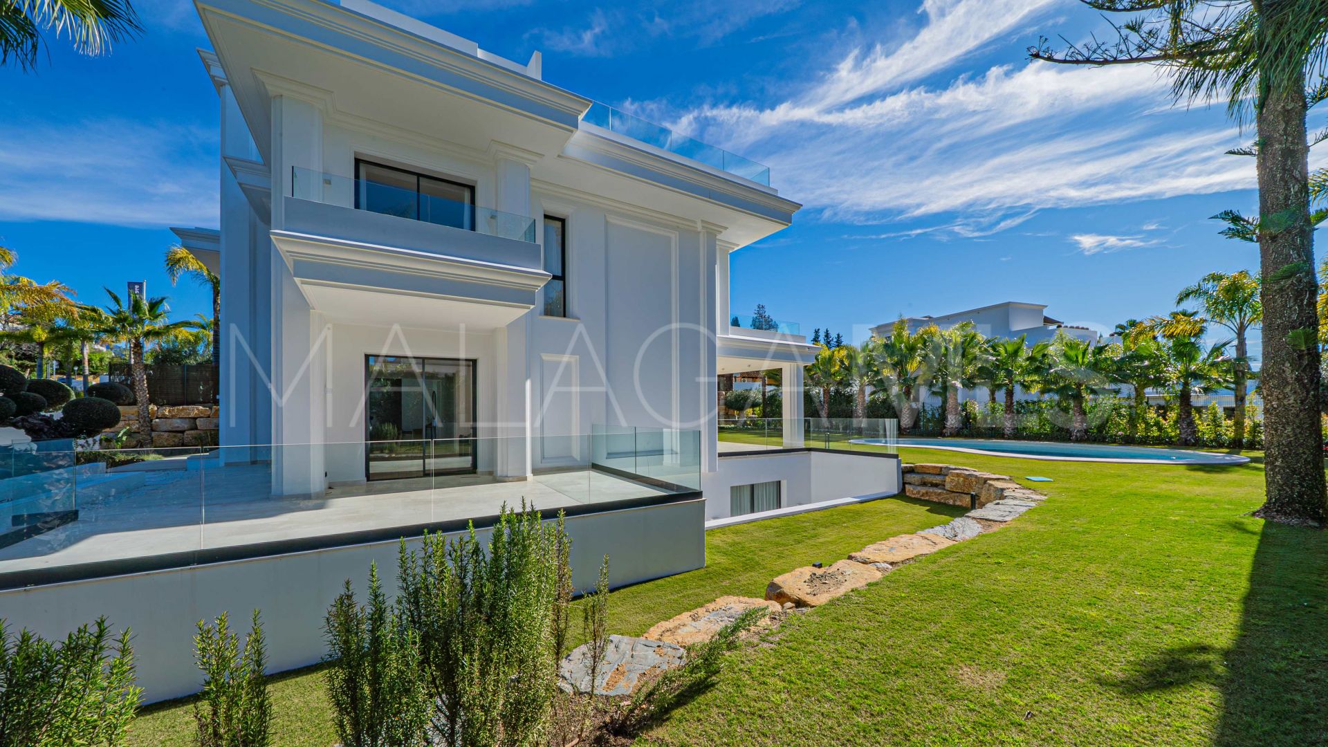 Villa for sale in Las Lomas del Marbella Club