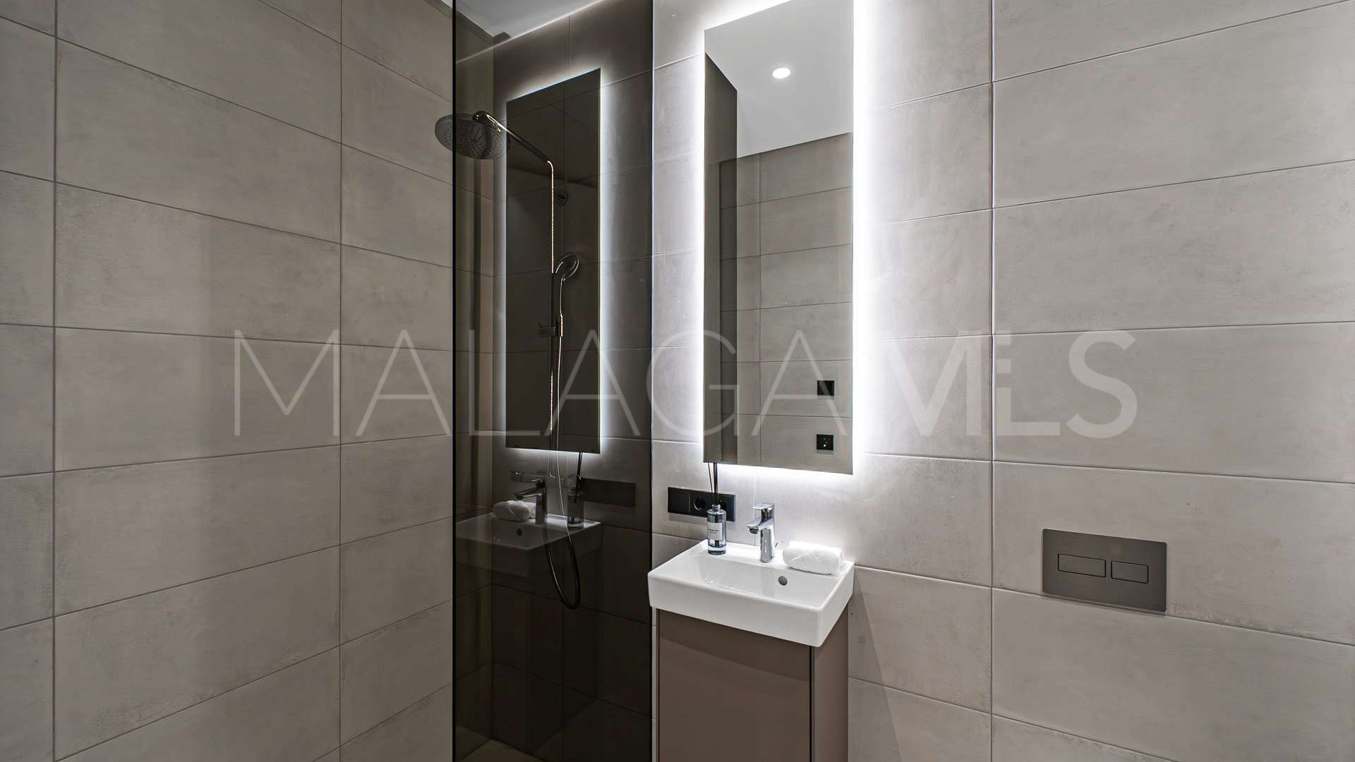 Villa for sale in Las Lomas del Marbella Club