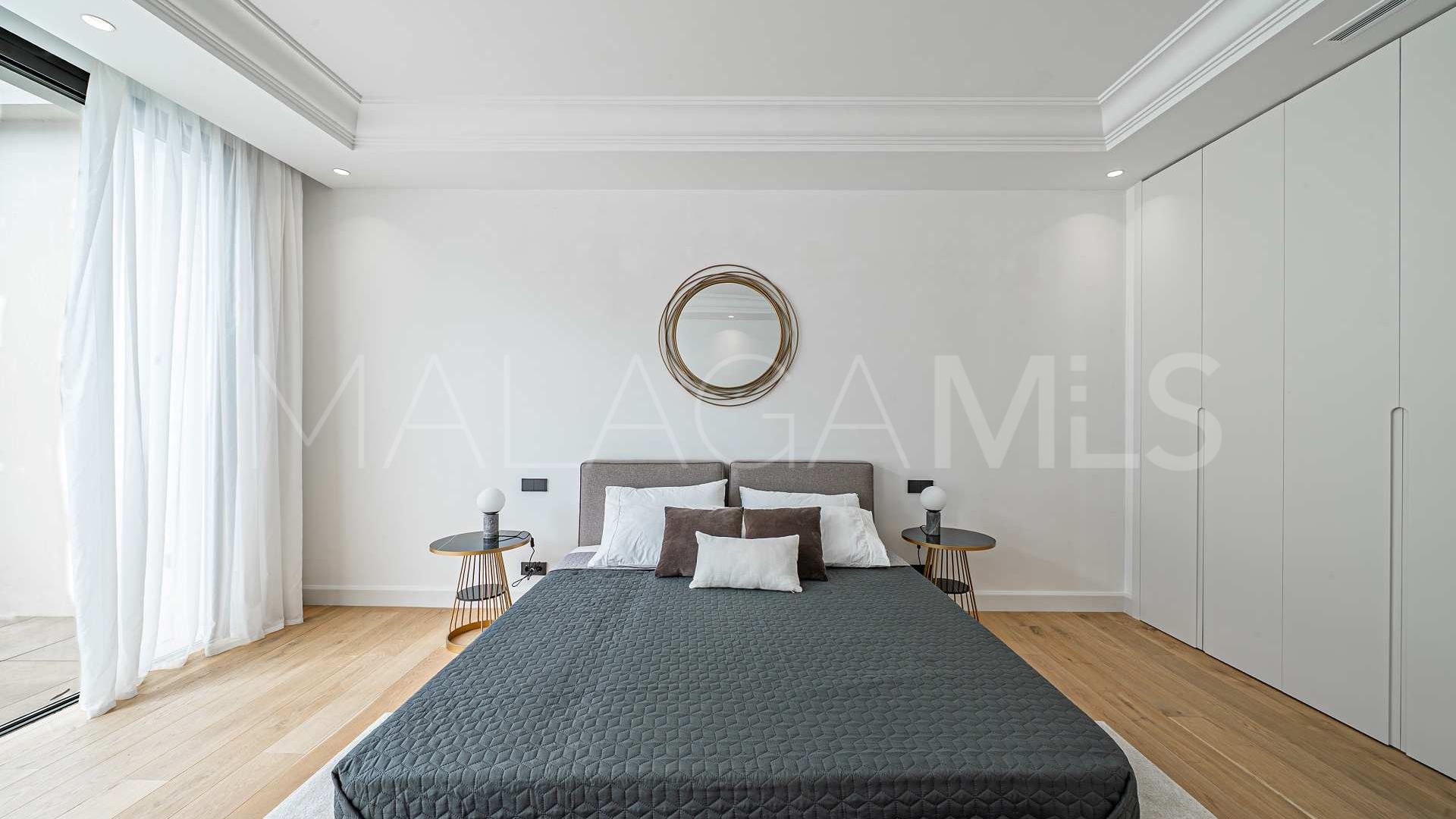 Villa for sale in Las Lomas del Marbella Club