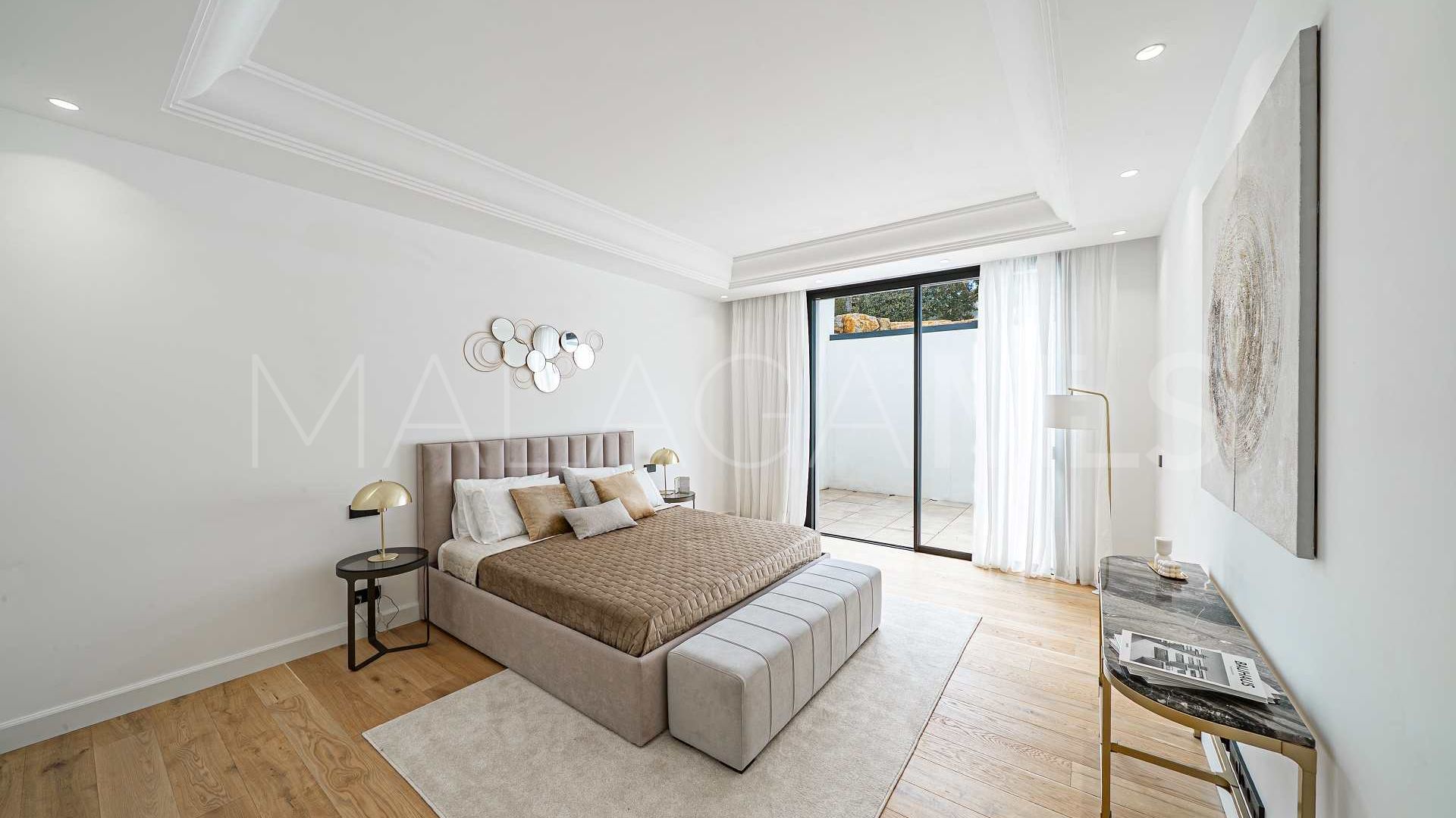 Villa for sale in Las Lomas del Marbella Club