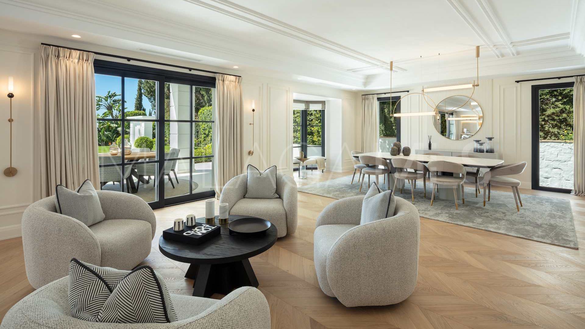 Villa with 6 bedrooms for sale in Marbella Golden Mile
