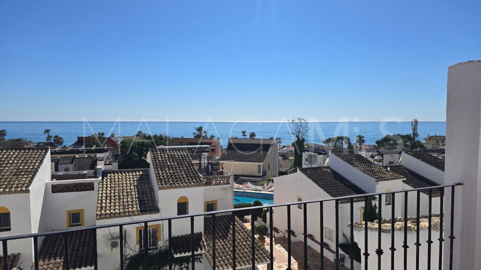 Adosado with 3 bedrooms a la venta in Costabella