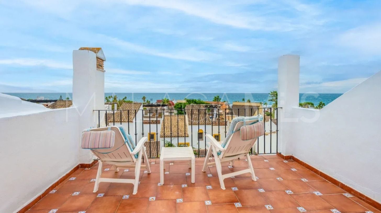 Adosado with 3 bedrooms a la venta in Costabella