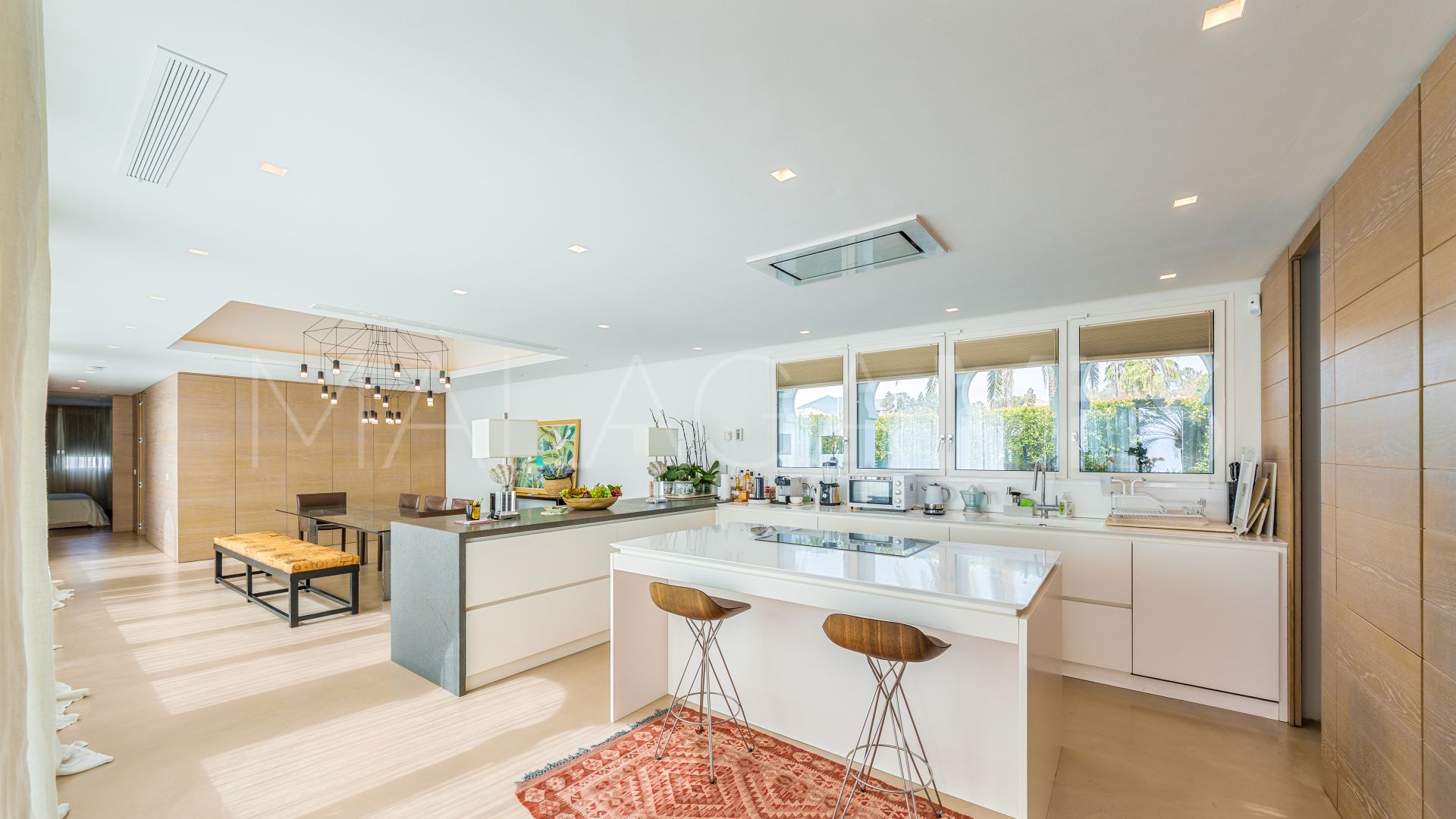 For sale penthouse with 3 bedrooms in El Oasis Club