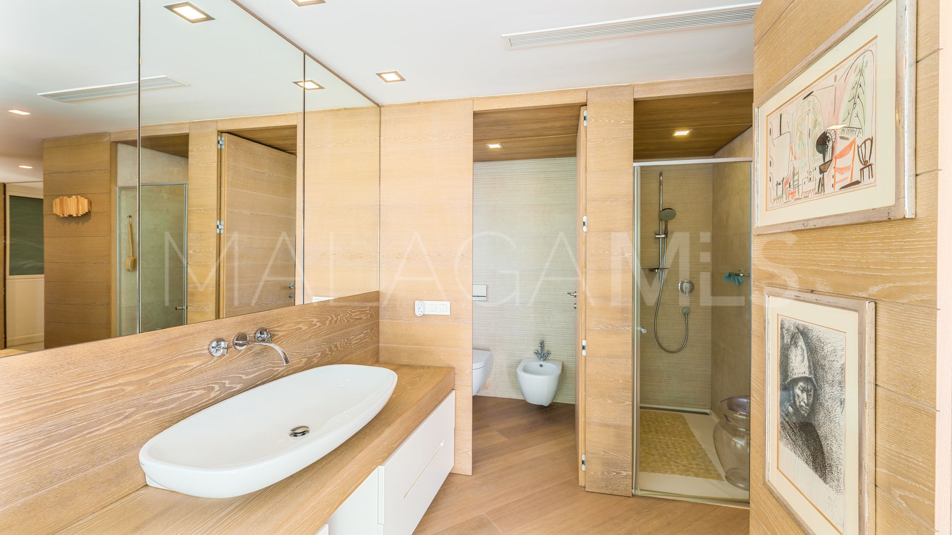 For sale penthouse with 3 bedrooms in El Oasis Club