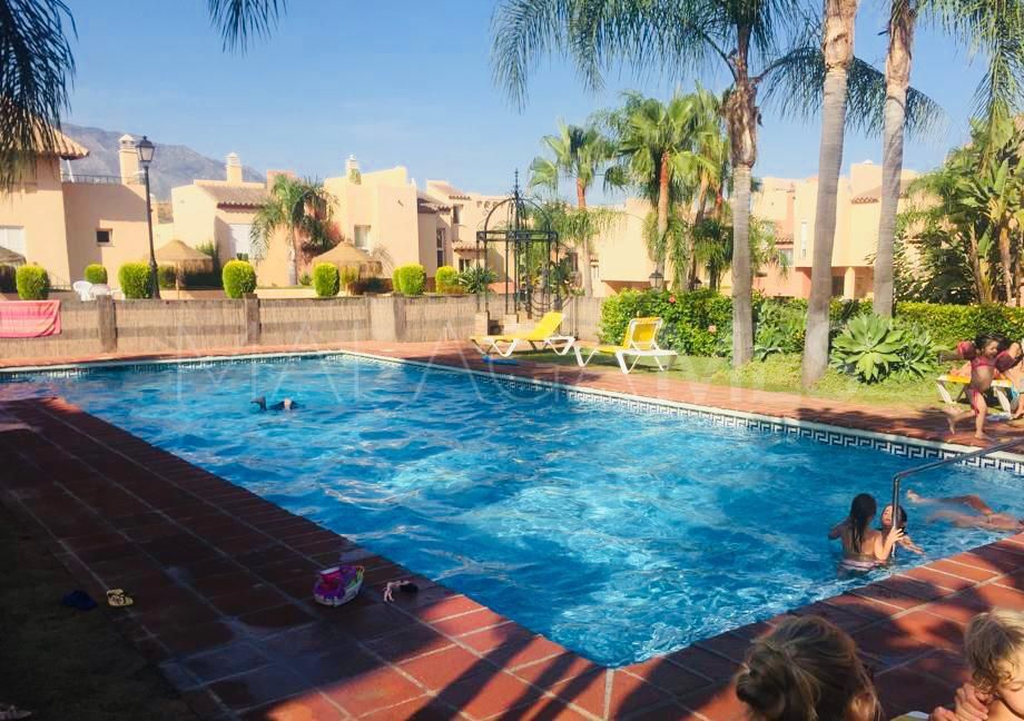 Radhus for sale in Condes de Iza