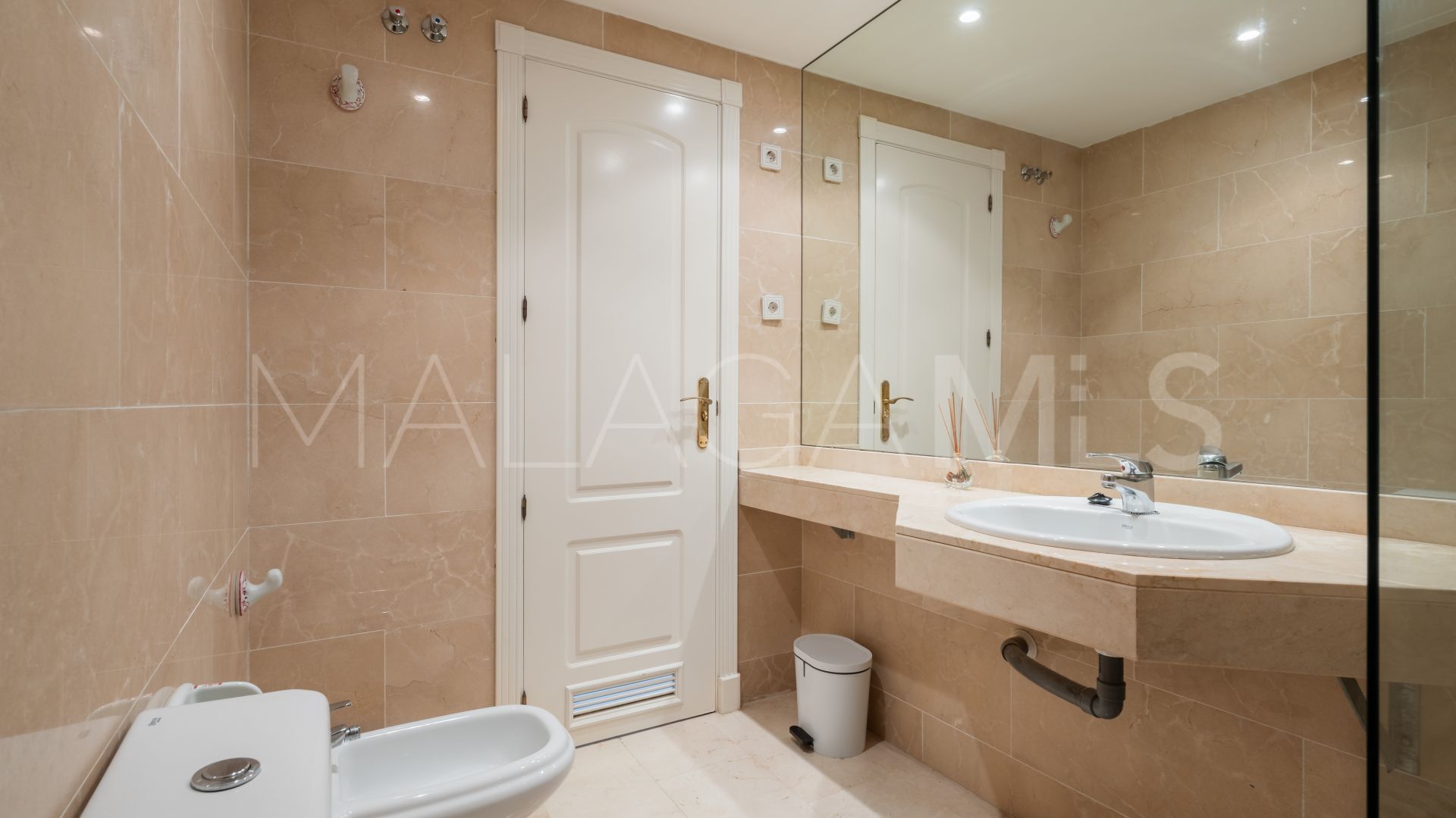 For sale Terrazas de Banus 2 bedrooms apartment