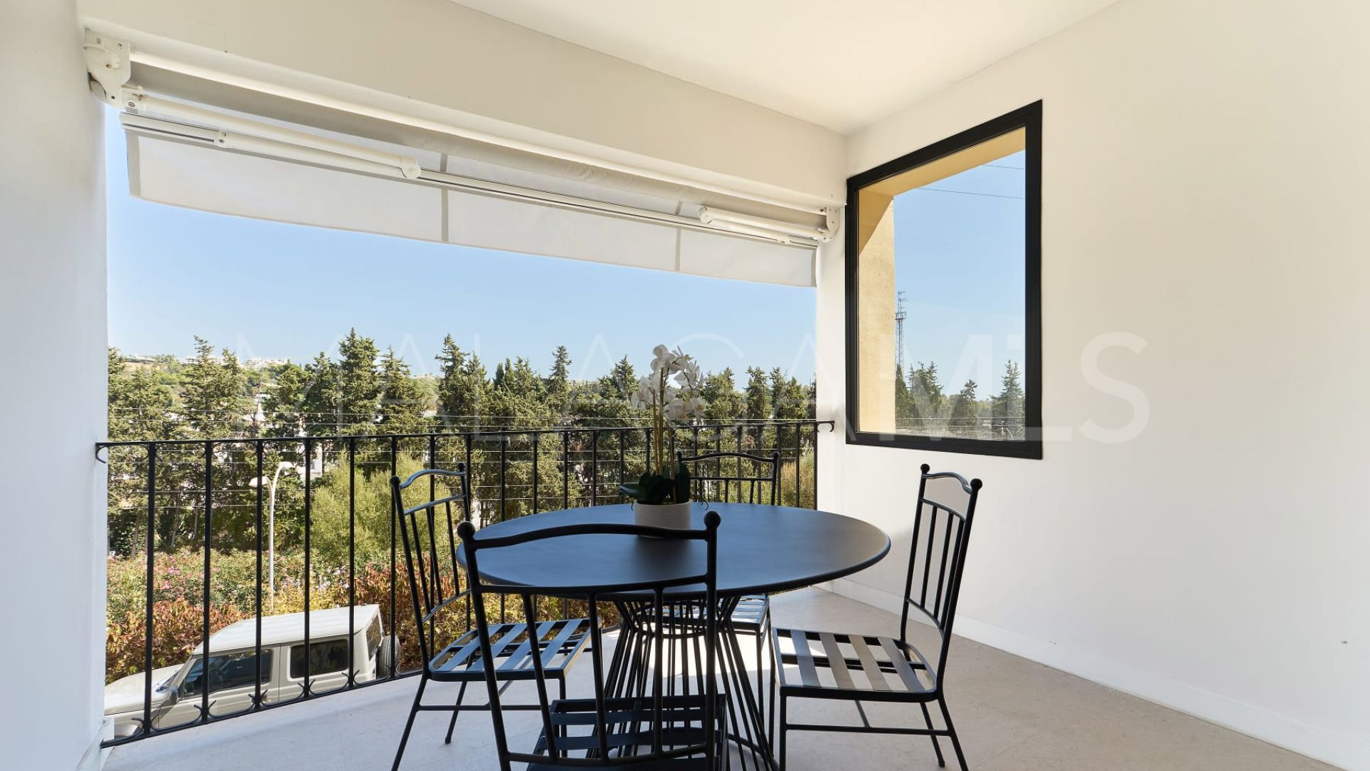 Aloha town house for sale