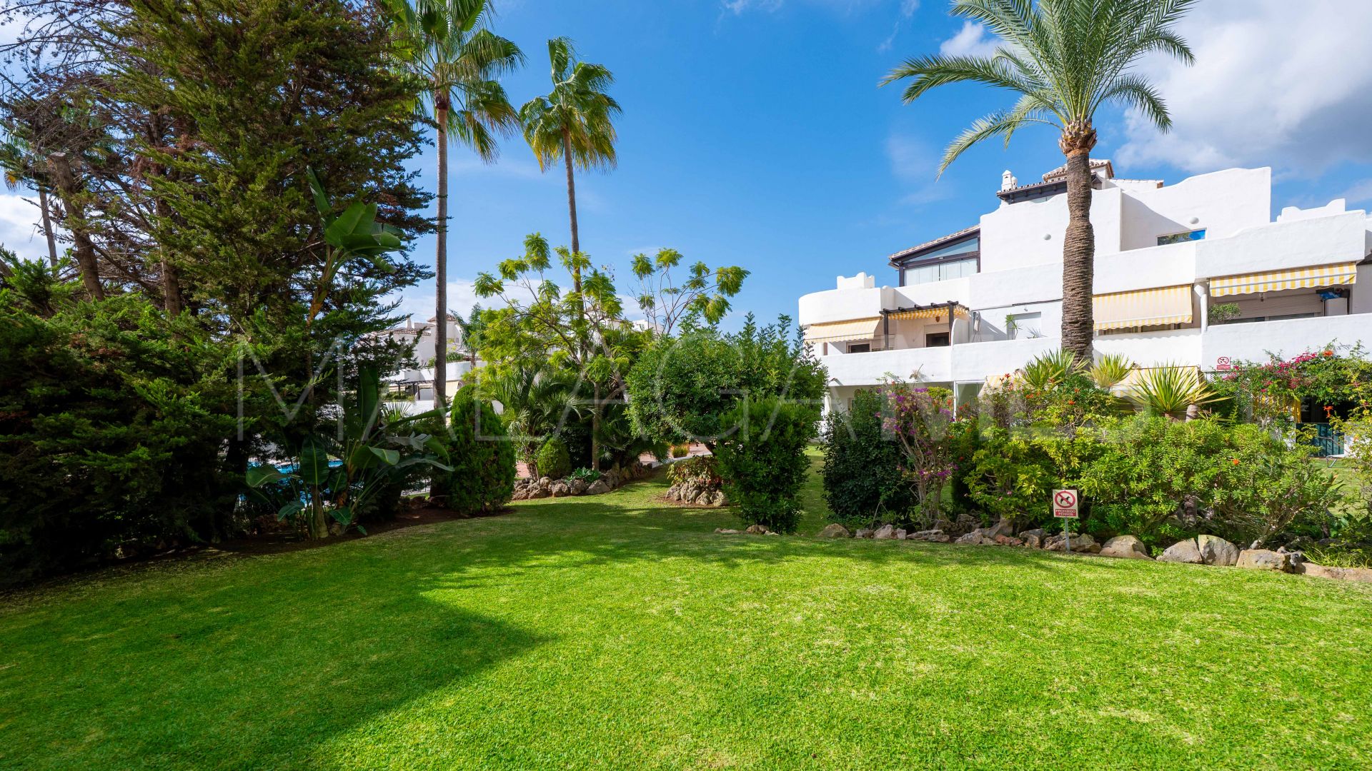 Tvåvånings takvåning for sale in Jardines de Sierra Blanca