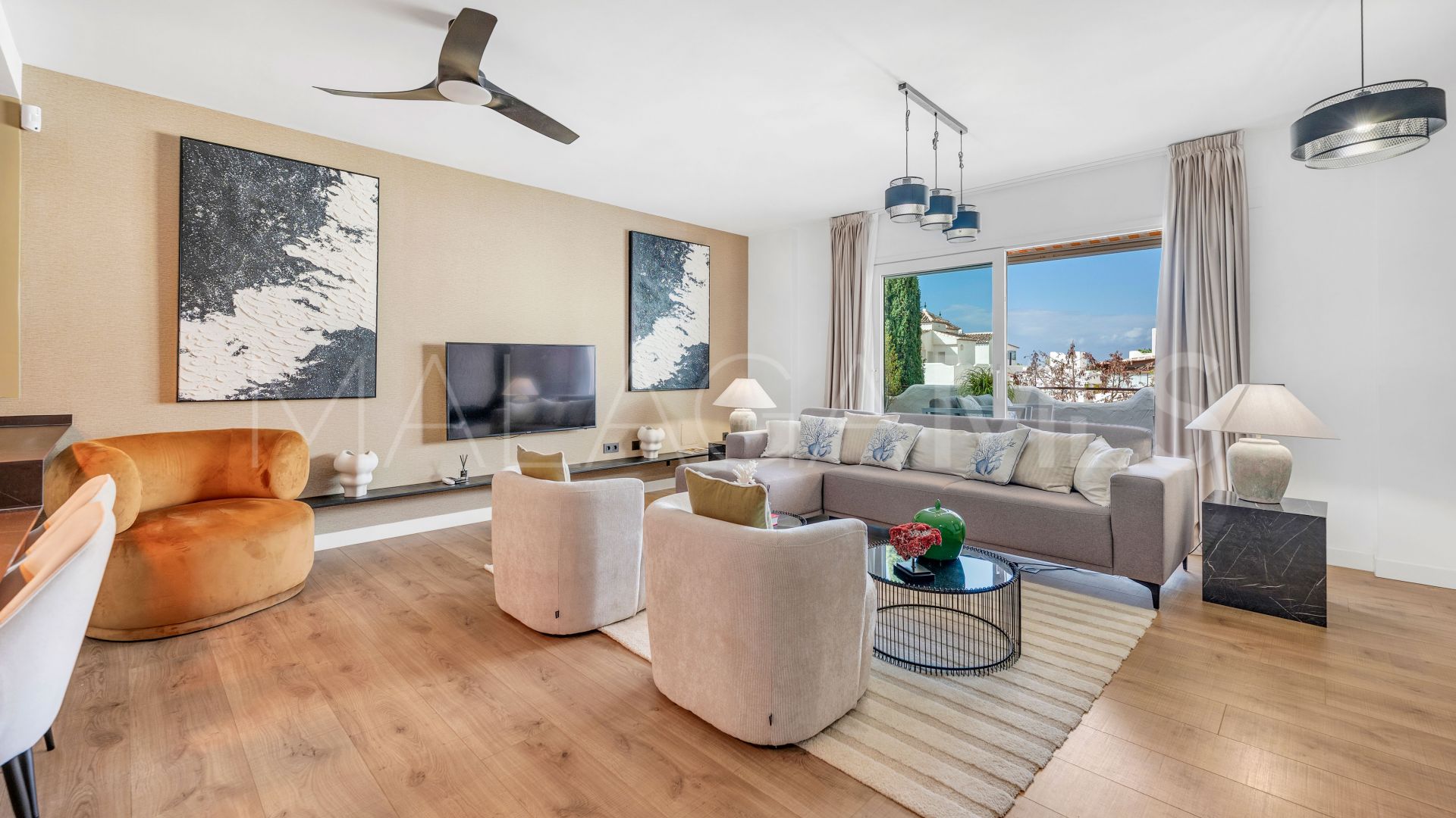 Tvåvånings takvåning for sale in Jardines de Sierra Blanca