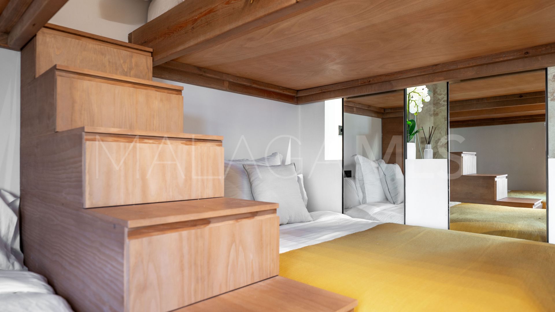 Tvåvånings takvåning for sale in Jardines de Sierra Blanca