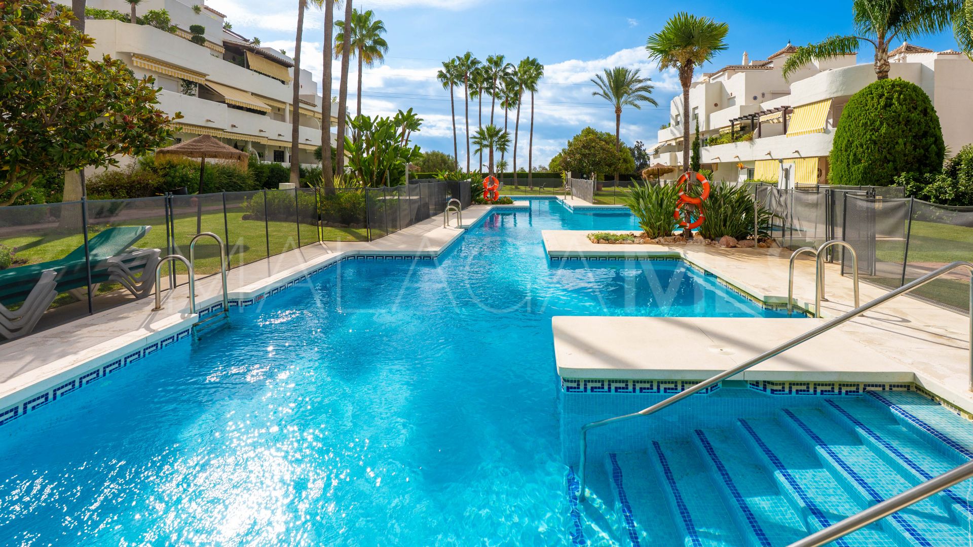 Tvåvånings takvåning for sale in Jardines de Sierra Blanca