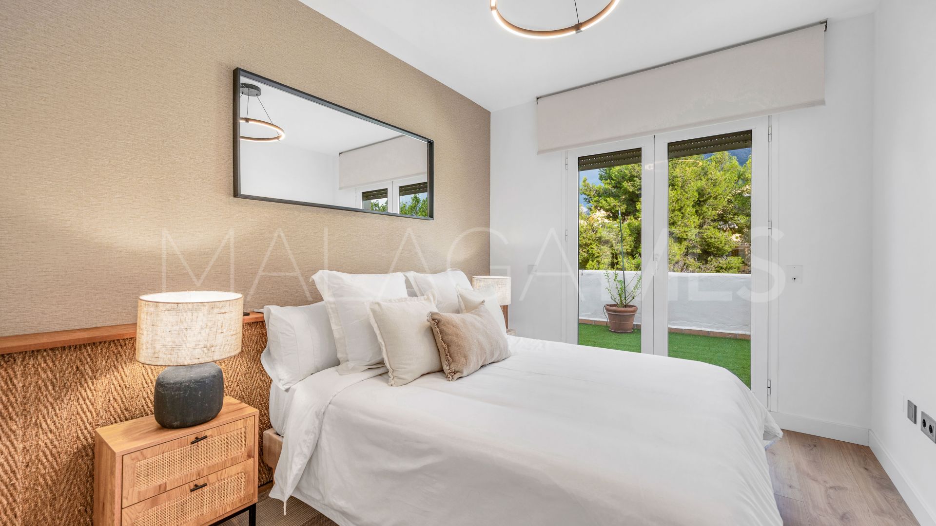 Tvåvånings takvåning for sale in Jardines de Sierra Blanca