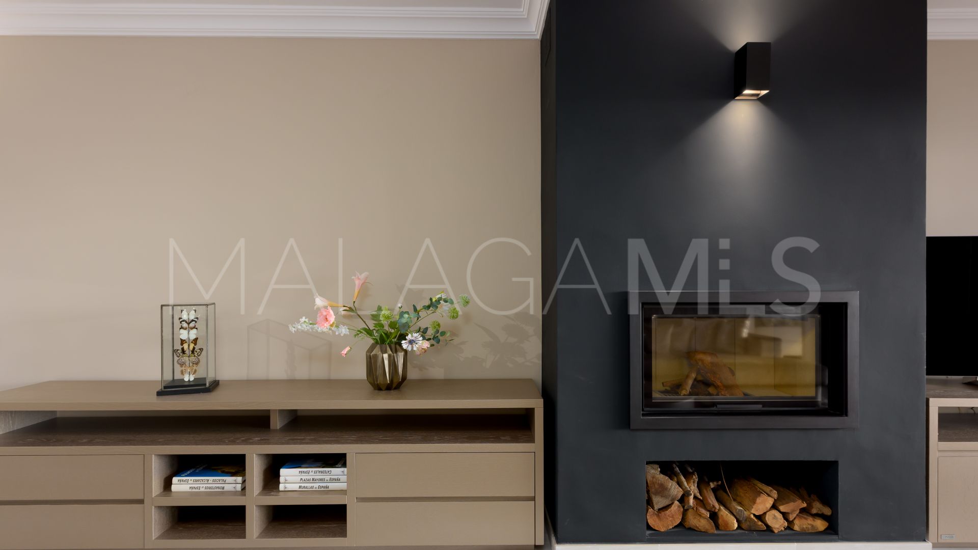 Buy apartamento planta baja in Monte Halcones